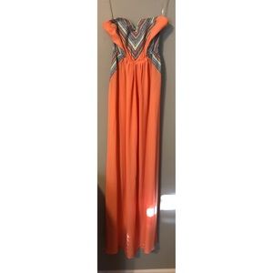 Light pink maxi dress with Aztec pattern. Small